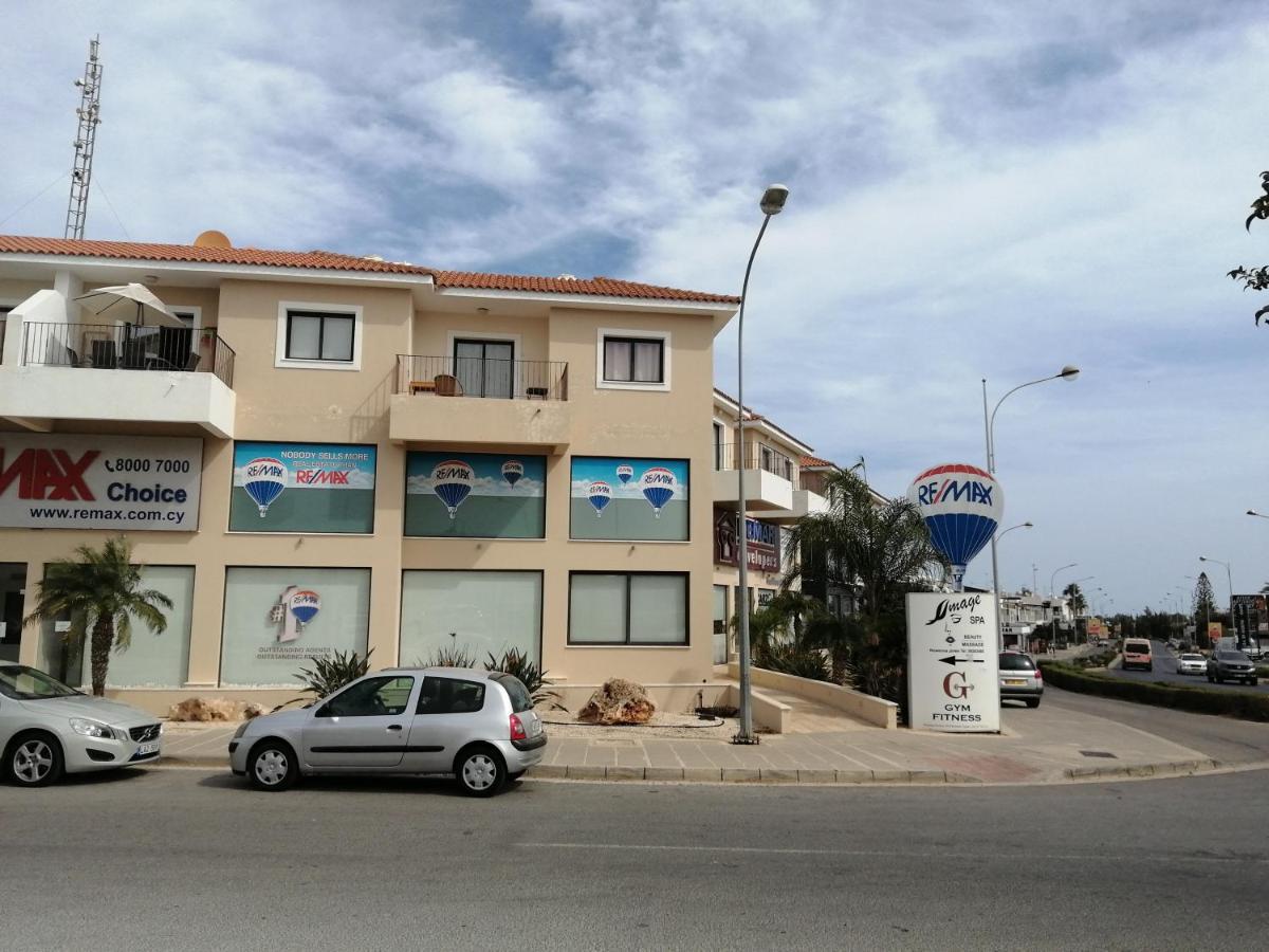 Barlee'S Apartment Paralimni Exterior foto