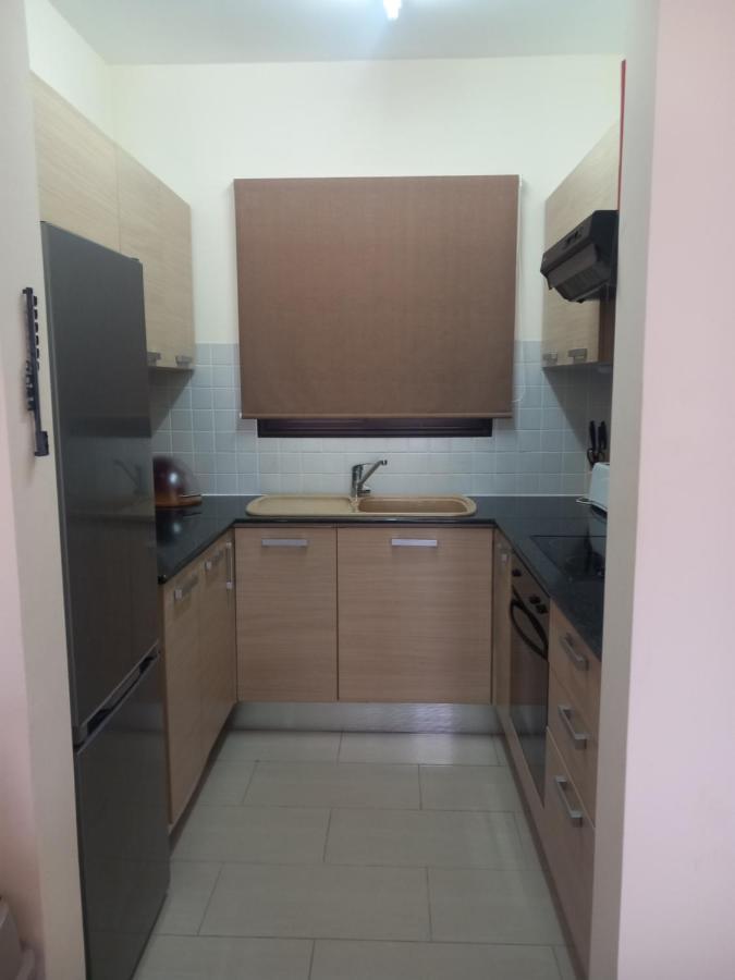 Barlee'S Apartment Paralimni Exterior foto